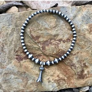 Sterling silver Navajo pearl stretch bracelet